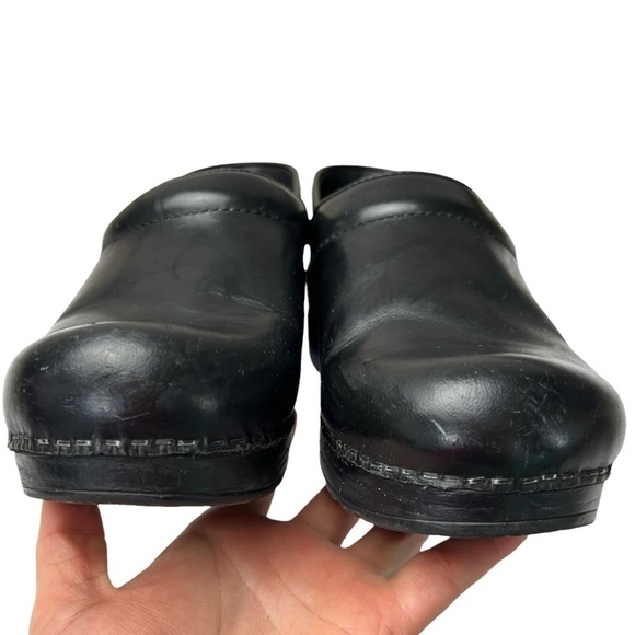 Dansko Black Cabrio Waterproof Pull on work Clogs Size 8.5 /9US (39) - Picture 3 of 9